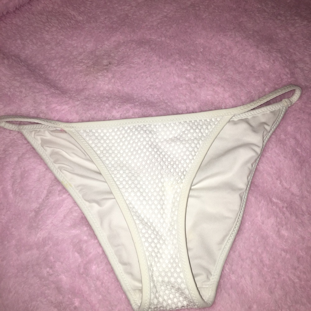 VICTORIAS SECRET mesh white bikini bottoms size xs